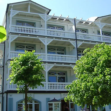 Haus Strandburg - by Rujana *