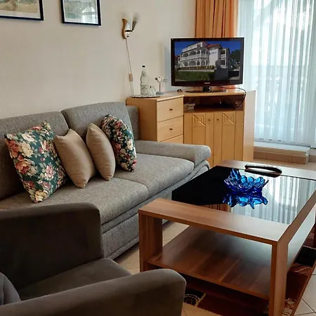 Haus & Strandburg By Rujana דירה *