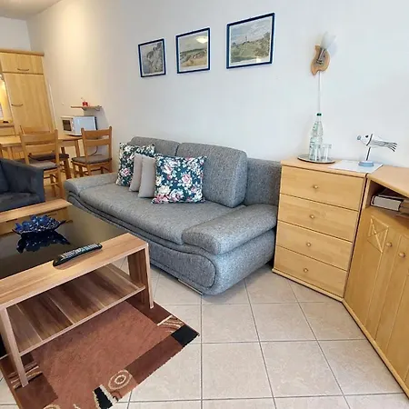 Haus & Strandburg By Rujana דירה בינץ