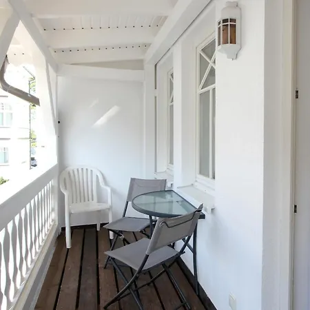Haus Strandburg - by Rujana Apartment Binz