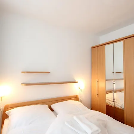 Haus & Strandburg By Rujana * בינץ