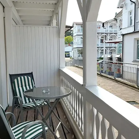 Haus & Strandburg By Rujana ビンツ