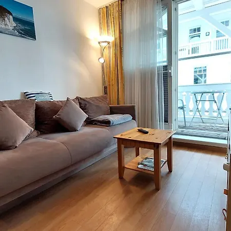 Haus Strandburg - by Rujana *